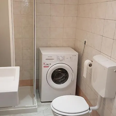 Fws Rooms&apartments A2 Parma